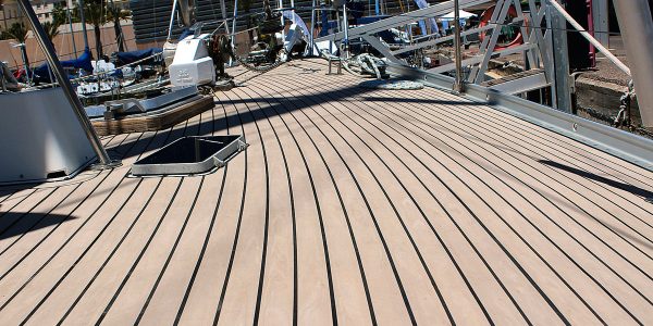 Deck flooring - Flexiteek